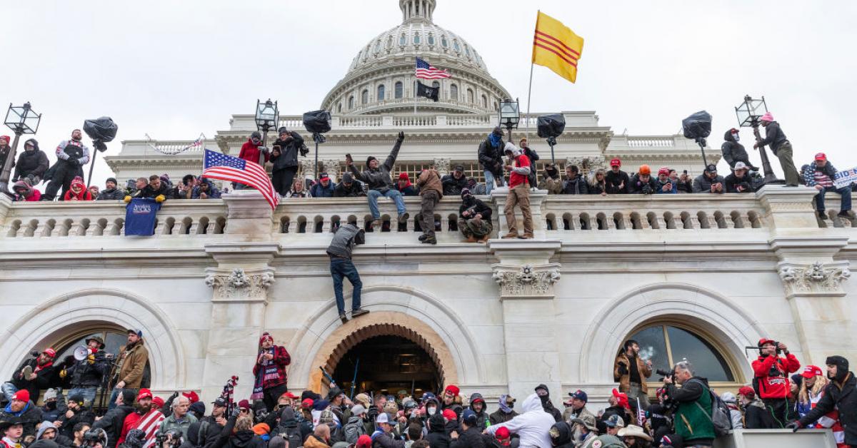 ‘Bloody War.’ Capitol Police first warned about violence two weeks before Jan. 6 riots, memos show