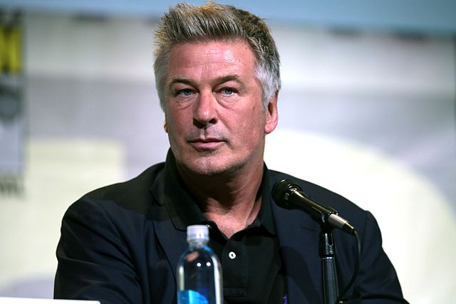 Not Funny? Unhinged Alec Baldwin’s Anger Issues On Display, Goes After Critic For Harmless Jab