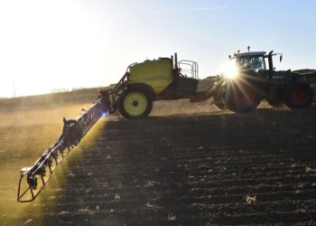 Global Food Crisis: Restaurant Tsar Expects Winter Shortages, Tells Public to Stock Up Now