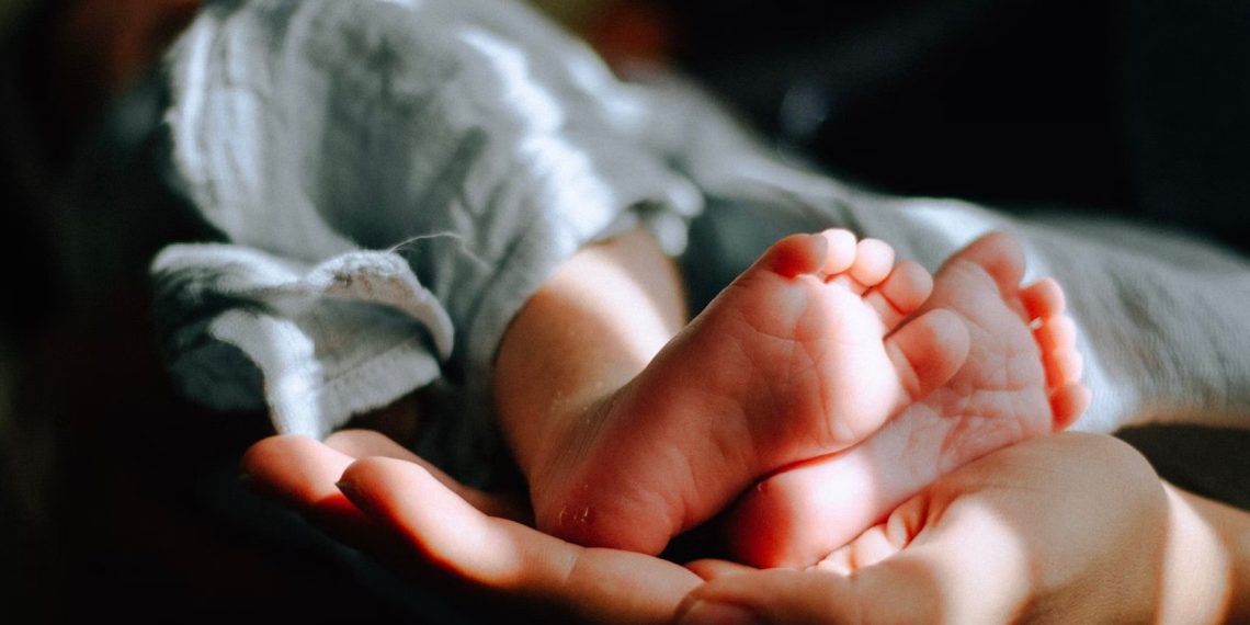 CDC Issues Health Advisory on ‘Parechovirus’ Which Affects Newborns and Young Infants in the US