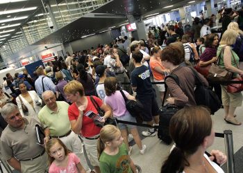 Thousands of flights delayed or canceled this holiday weekend, glitch may cause 12,000 American Airlines flights to not have pilots in July