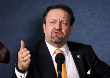 Mar-a-Lago Raid Shows Why FBI Must Be Dismantled, Says Dr. Seb Gorka