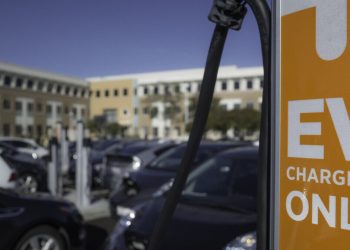California Dems: Buy EVs But Don’t Charge Them