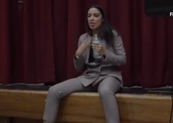 AOC Heckler