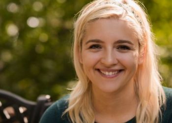 Unvaxxed 14-year-old rejected by top hospital for lifesaving surgery