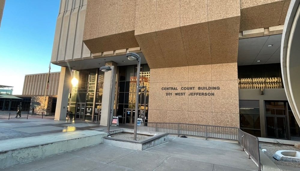 BREAKING: Republican Fighter Kari Lake Files Lawsuit to Throw Out Fraudulent Arizona Midterm Election Results