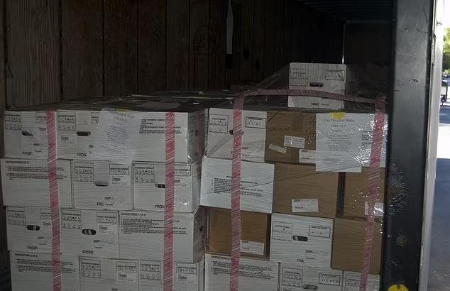 Hunter’s business partner moved 1,850 boxes of docs from then-VP Biden’s WH office, despite warning from attorney