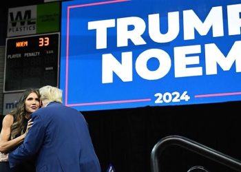 Trump Noem 2024 (3)