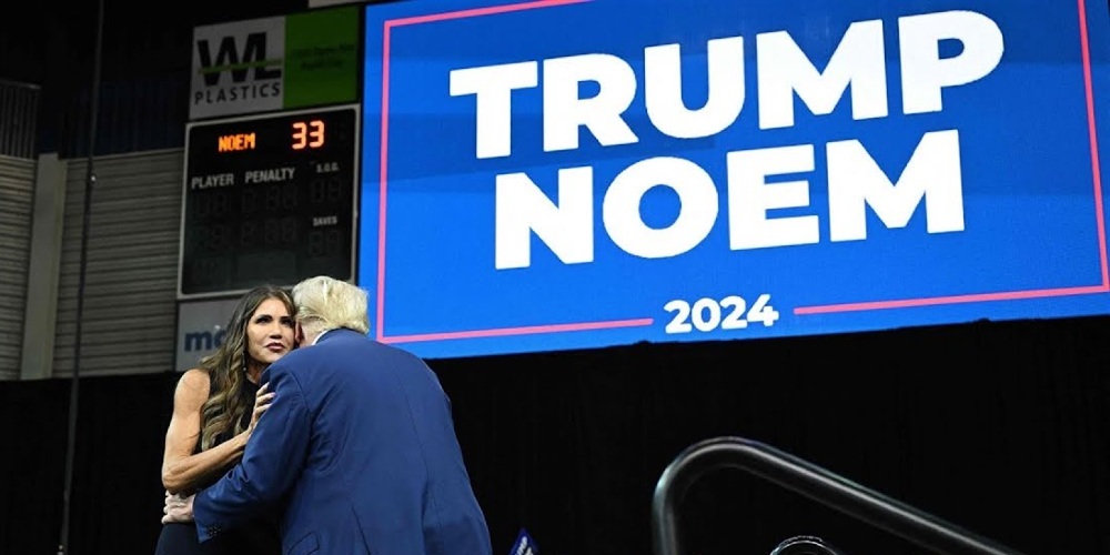 Trump Noem 2024 (3)