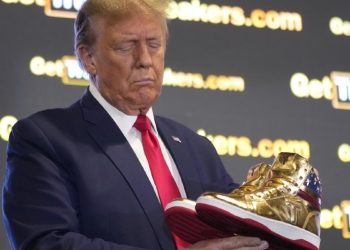 Trump Sneakers
