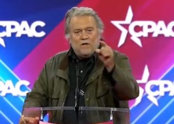 BREAKING: Hearing to remand Steve Bannon to prison set for June 6