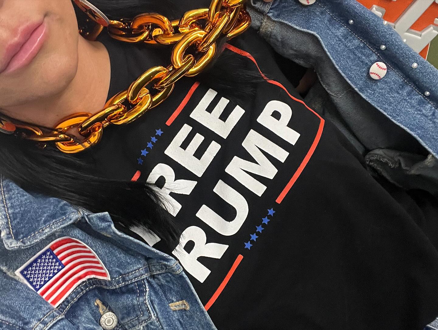 Houston Astros Fan Wearing ‘FreeTrump’ Shirt Faces Security Screening