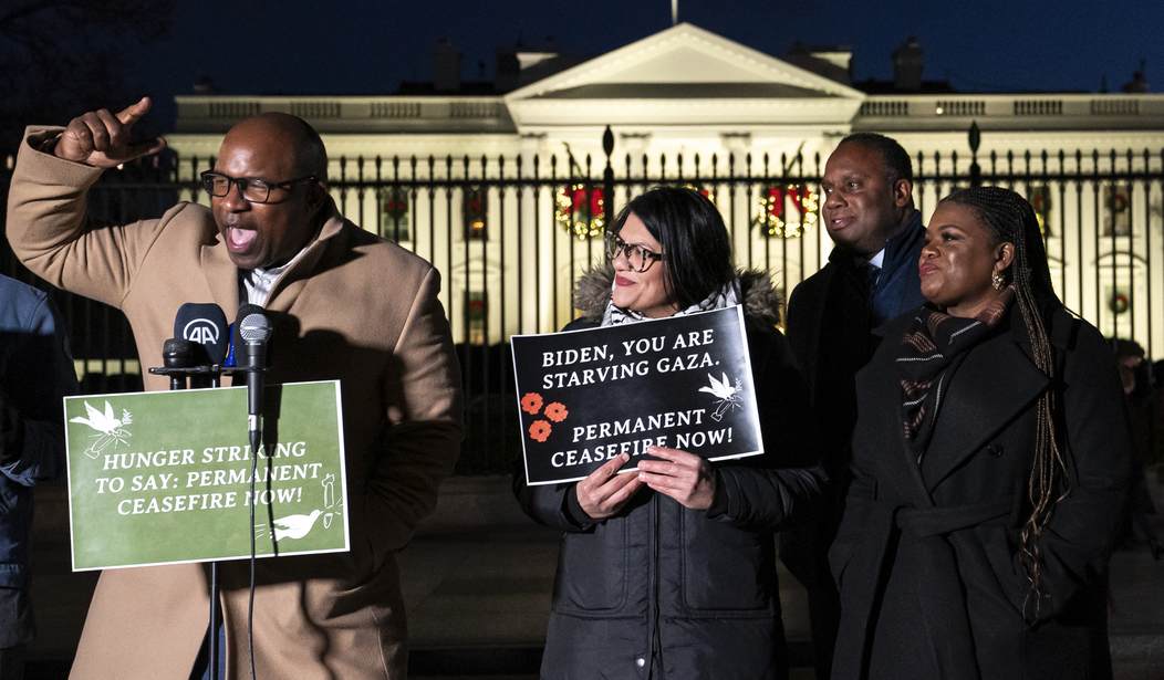 New: Cori Bush Gets Big Warning Sign the Day After Comrade Jamaal Bowman Goes Down in Defeat