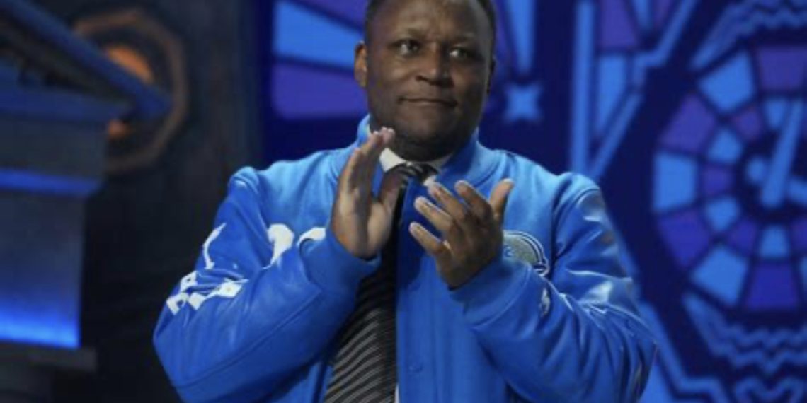 NFL Legend Barry Sanders Suffers Medical Emergency