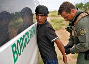 Voters in This Border State Will Decide If Police Can Arrest Illegal Aliens
