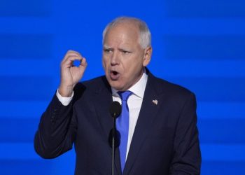 Tim Walz Lies About Receiving Nebraska Chamber of Commerce Award