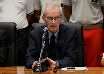 Italian prosecutors open shipwreck and manslaughter investigation into Bayesian yacht sinking