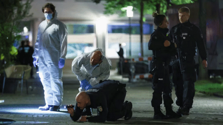 Germany Vows ‘Knife Control’ After ISIS Refugee Slashes Throats at Diversity Festival