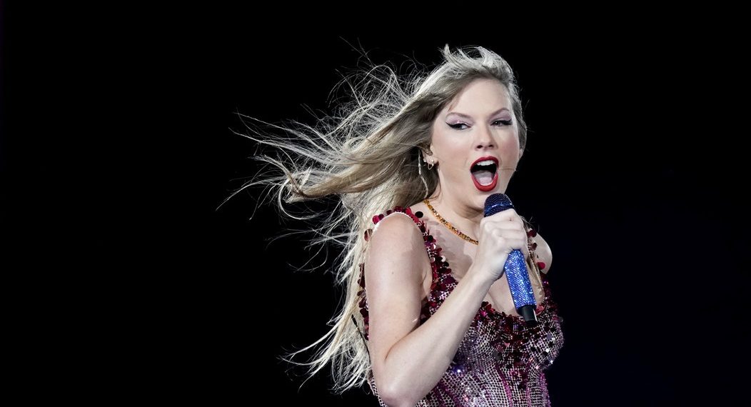Endorsing Kamala Harris Might Have Been the Worst Career Move Taylor Swift Has Ever Made