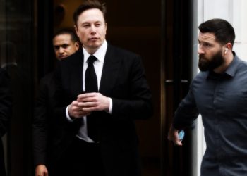 Elon Musk (1)