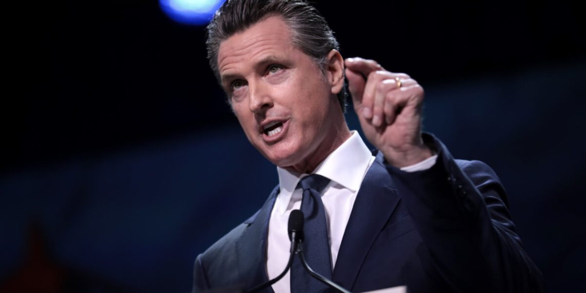 Gavin Newsom’s Relatives to Host Fundraiser for Trump in California