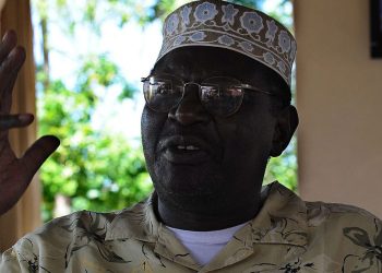 Barack Obama's Half-Brother Says That Kamala Harris Is 'Like a Joke' and That Trump Will 'Win by a Landslide'