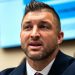 Tim Tebow Teams with Bipartisan Group of Lawmakers to Introduce the 'Renewed Hope Act'