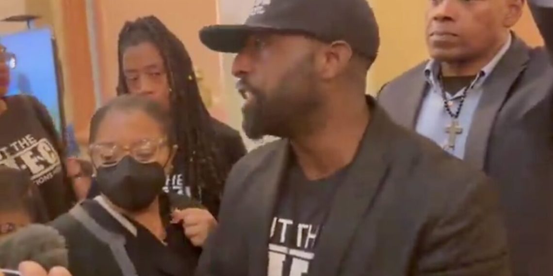 Furious Black Californians Warn Newsom: Sign Reparations Bills or Face Consequences for Kamala Harris’s Presidential Run