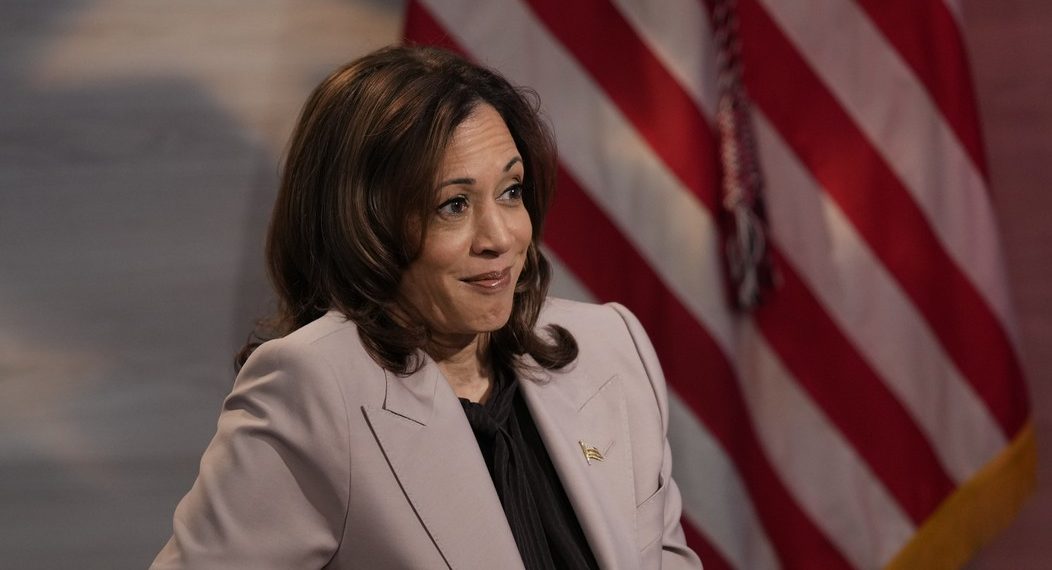 Kamala's Economic Message: The Biden Economy Sucks, But I Will Fix It