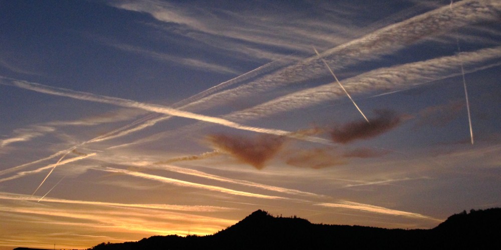 Chemtrails Are No Longer a “Conspiracy Theory” as Globalists Openly Call It an Essential Part of Their Battle Against “Climate Change”