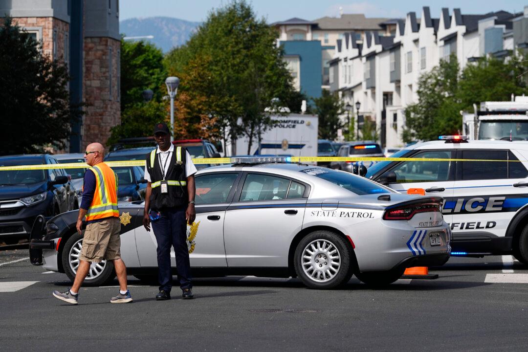 Woman Held Hostage Dies, Suspect Arrested After Hourslong Standoff Near Denver