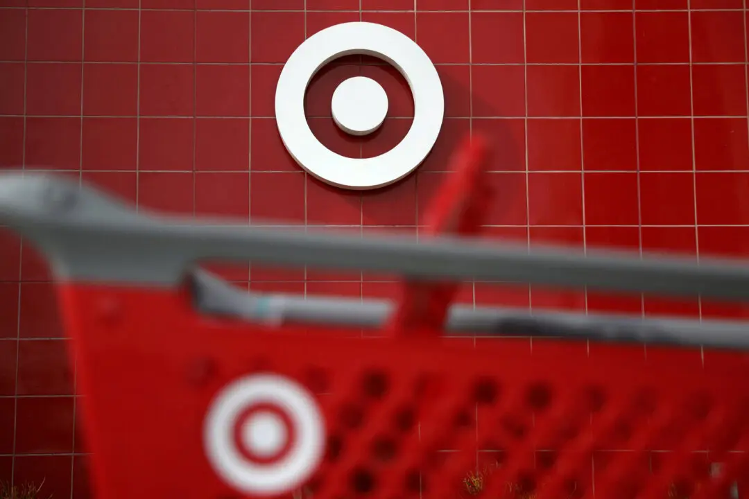 Target to Hire 100,000 Seasonal Employees, Launches Early Holiday Promotions