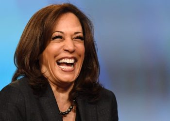 “Doom Loop”: Victor Davis Hanson Says Cackling Kamala’s Interviews Are “Cementing” Her Negative Image