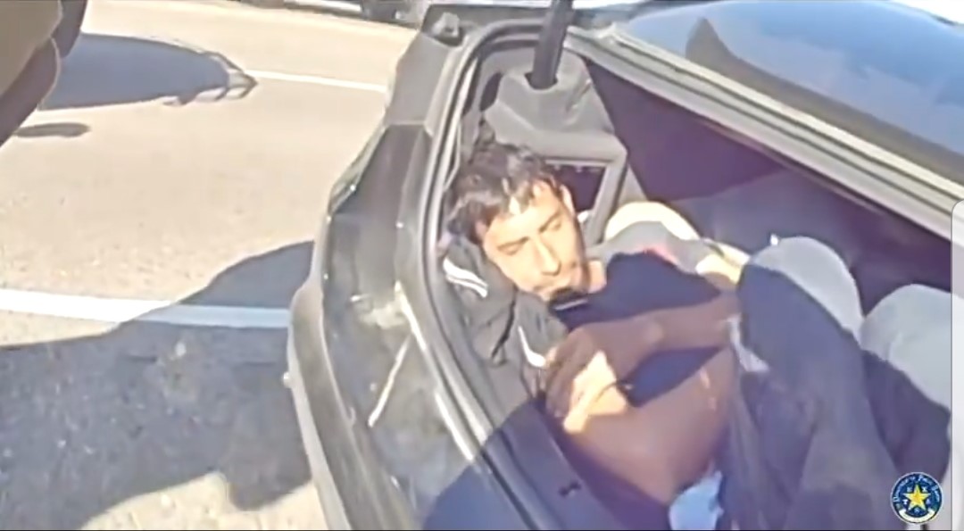 Kamala’s Border Crisis: Texas DPS Arrest Female Smugglers, Illegals Hiding in Trunk of Car (VIDEO)