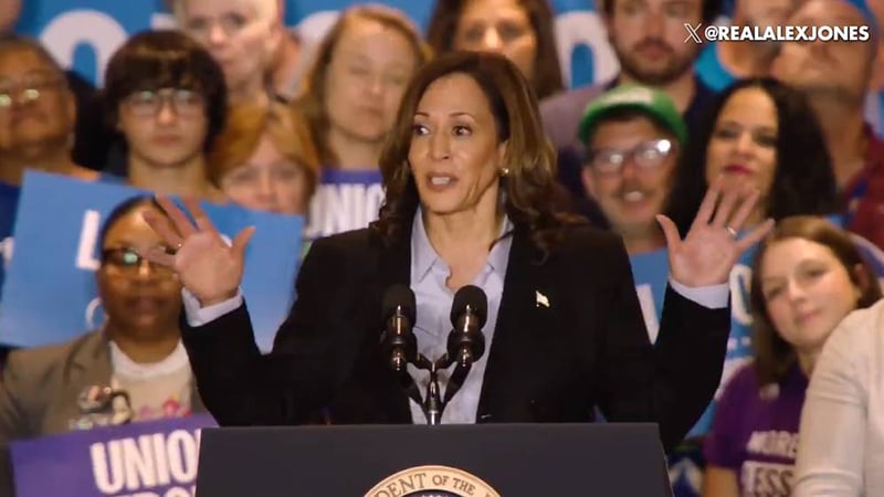 Watch: CNN Torches Kamala for Flip-Flopping on Trump’s Border Wall