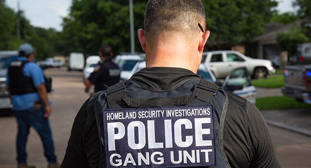 'Cover Up': Aurora, CO City Councilperson Starts Docs Dump, Calls Out City, Media Over Tren de Aragua