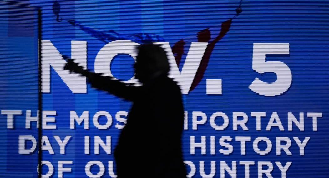 Evangelicals Flock to Washington to Pray for America... and Trump