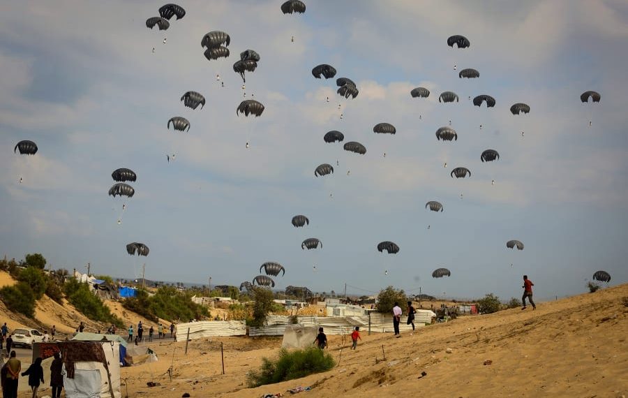 Israel considers using foreign subcontractors to distribute humanitarian aid in Gaza Strip