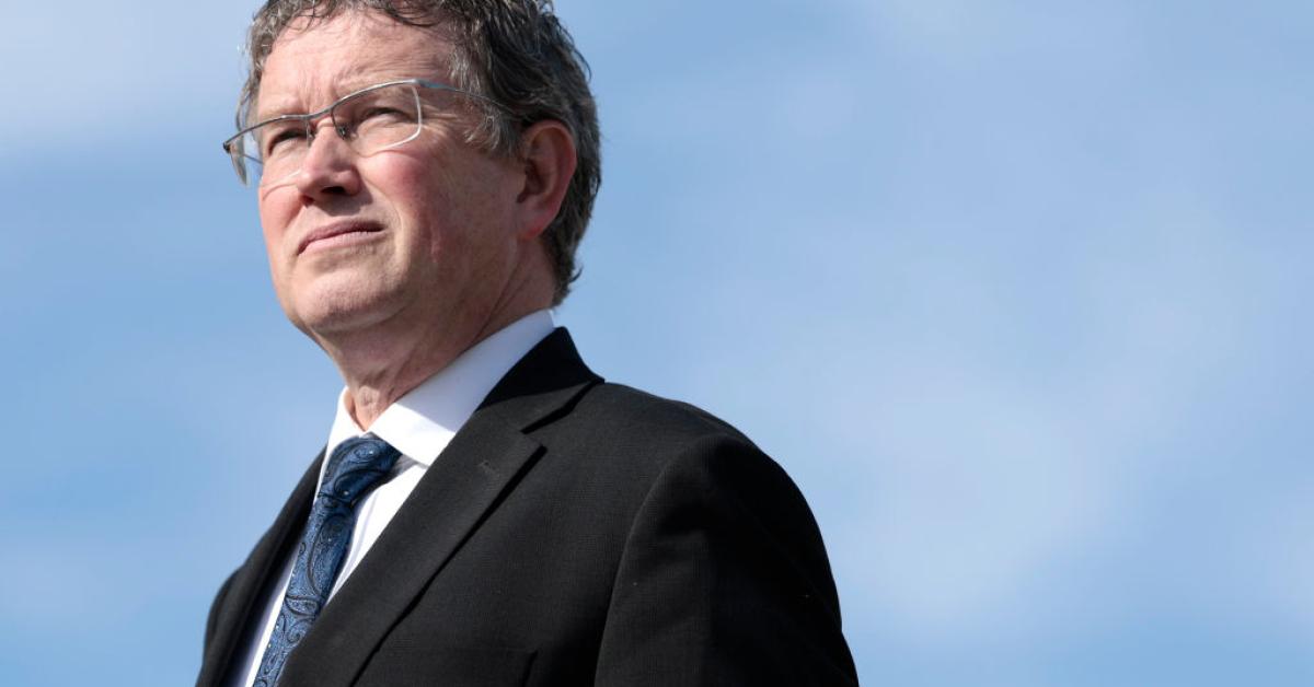 Thomas Massie issues last-minute endorsement for Donald Trump