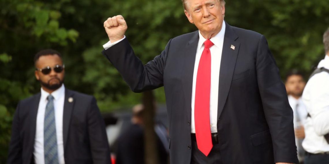 Trump gains 17 points with Hispanics over 2020 numbers, Univision poll finds