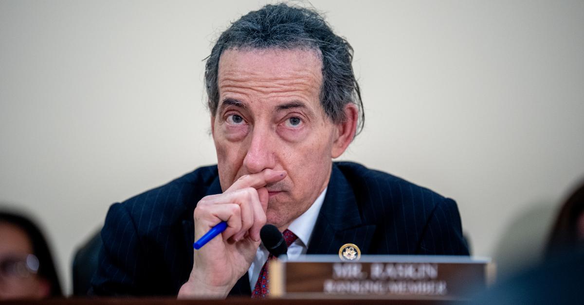 Oversight Chair Comer slams Ranking member Raskin as a 'hypocrite' over election certification