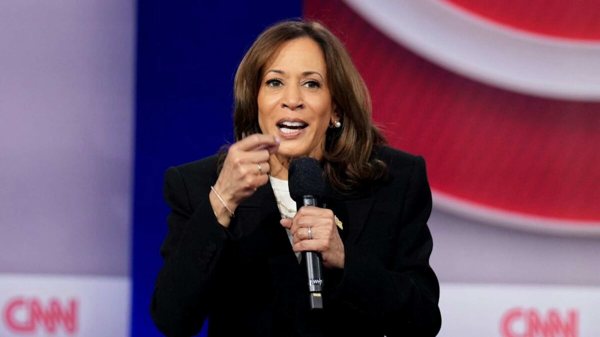 Illegal Immigrants Could Tip The Election For Harris, Data Show