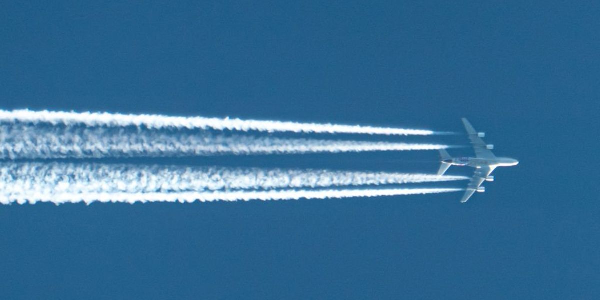 Critics memory-hole aerial chemical dumps when attacking Canadian politician for chemtrail comments