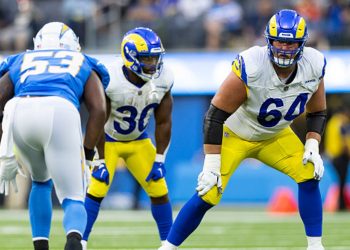 Rams Lineman Learns The Hard Way About Leaving Items In Your Car in Los Angeles