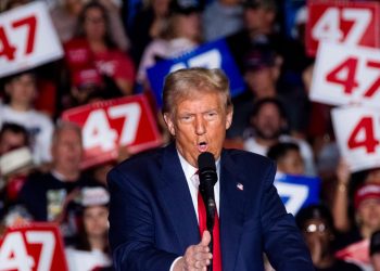 Veteran Journalist Pitched Seemingly False Bombshell To 'End Trump's Campaign'