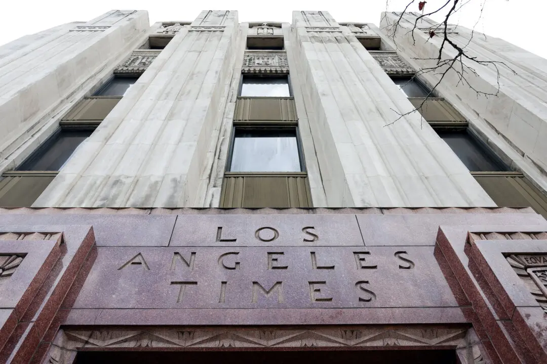 LA Times Owner Stands by Decision to Not Endorse Presidential Candidate After 3rd Resignation
