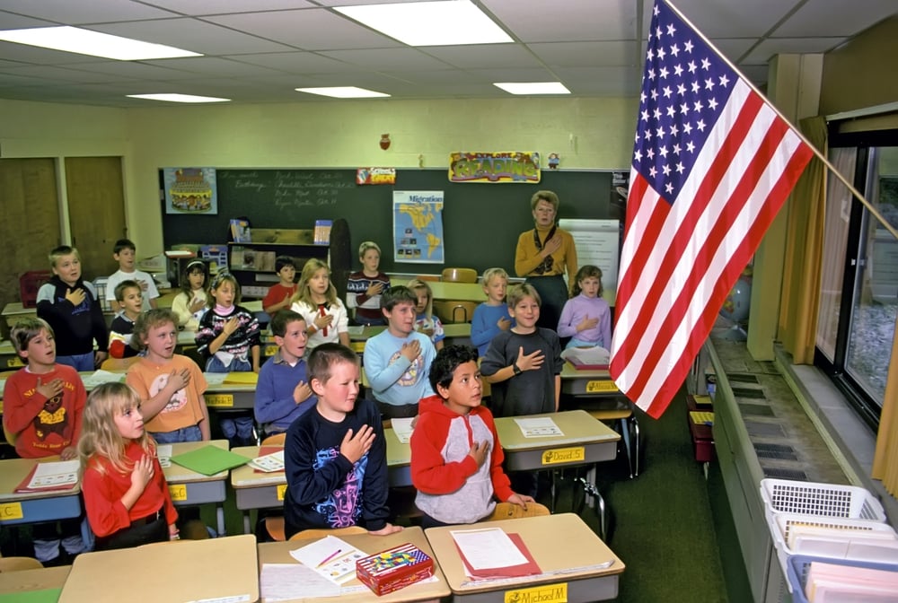 School Bans Children From Reciting Pledge of Allegiance: Parents