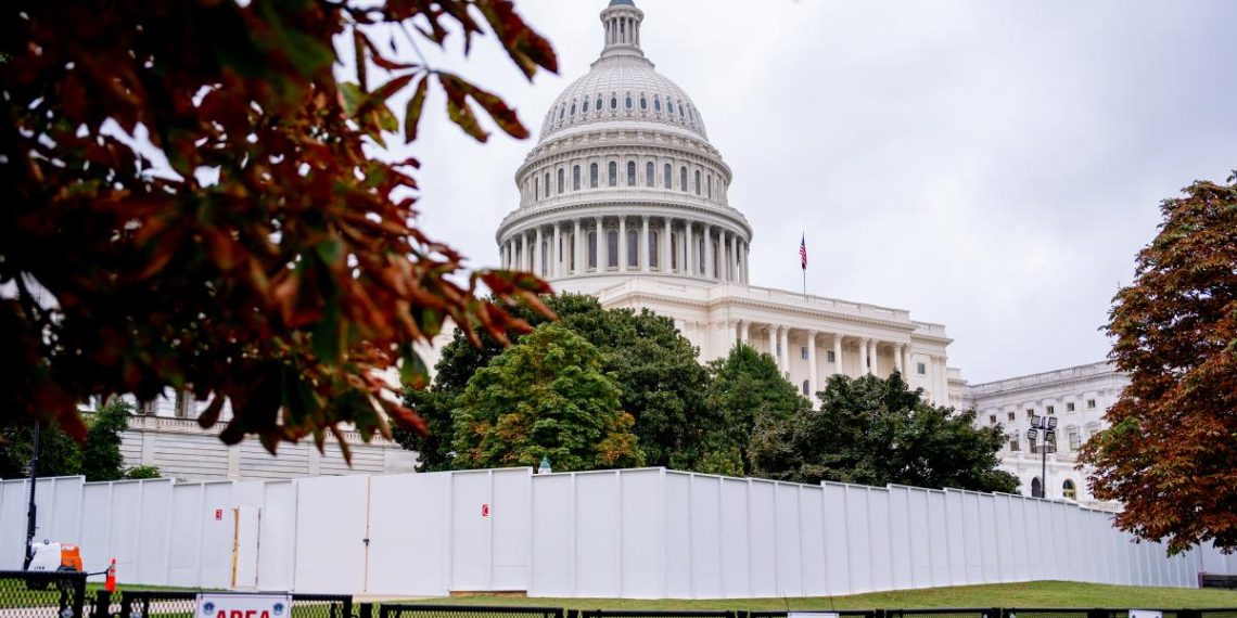 Battle to Congress will, like White House contest, be close, decided by handful of states, districts