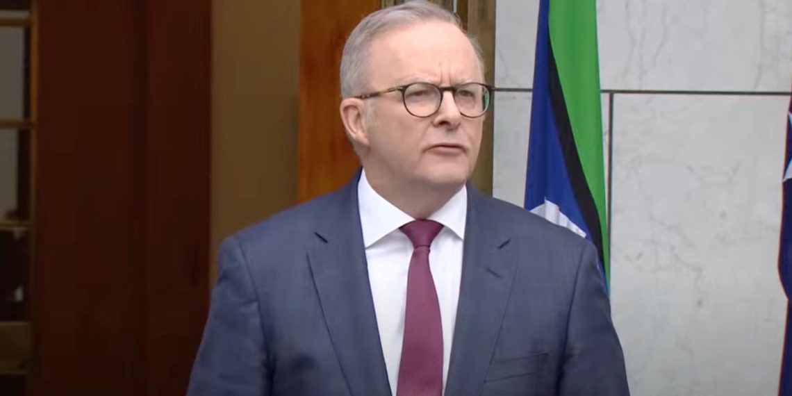 Australia’s Under-16 Social Media Ban is a Backdoor to Digital ID