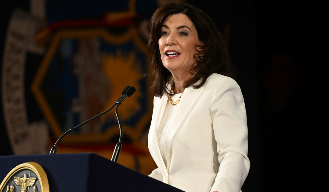 ICE Sends Hochul Grim Warning After Arresting Wanted Illegal Immigrant